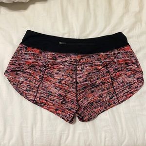 Lululemon speed up low rise lined shorts 2.5” size 6